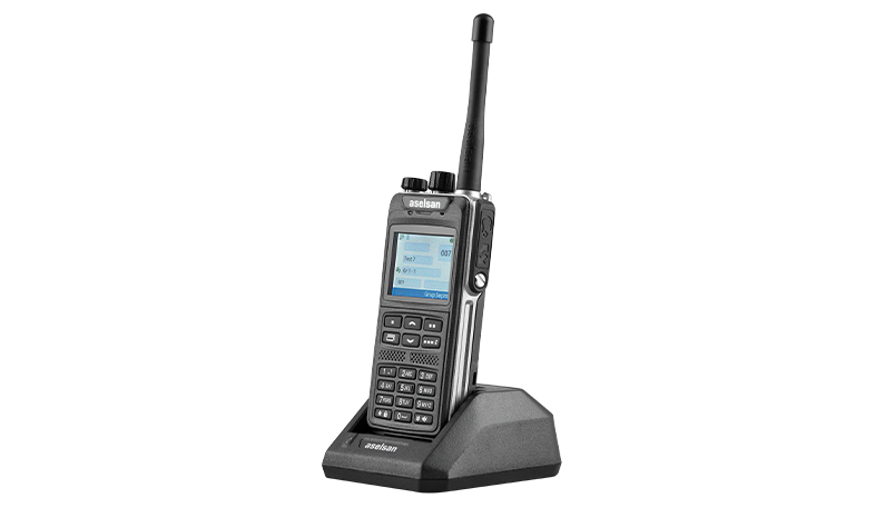 3700 UHF DMR Əl Telsizi